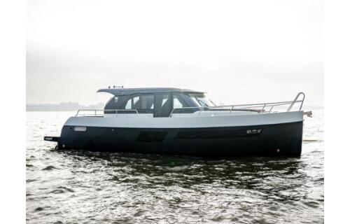 Motoryacht 