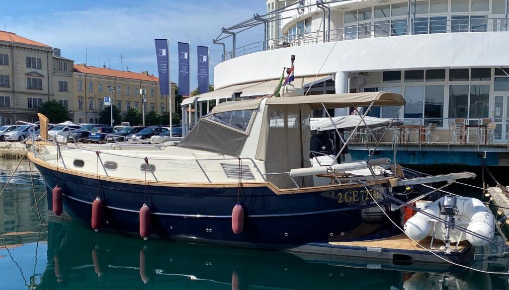 Motorboot 