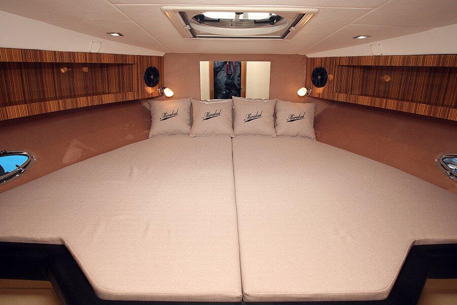 Motoryacht 