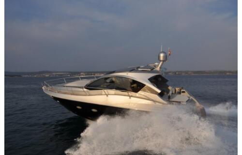 Motoryacht 