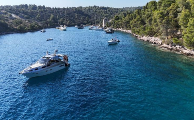 Motoryacht 