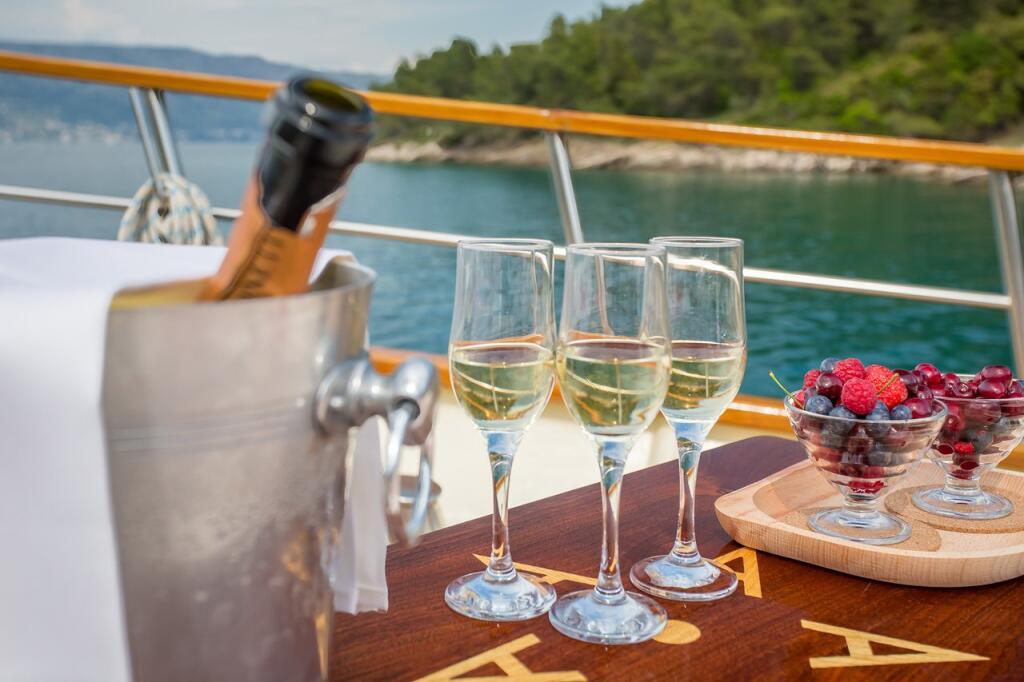 Gulet & Motor Sailer 