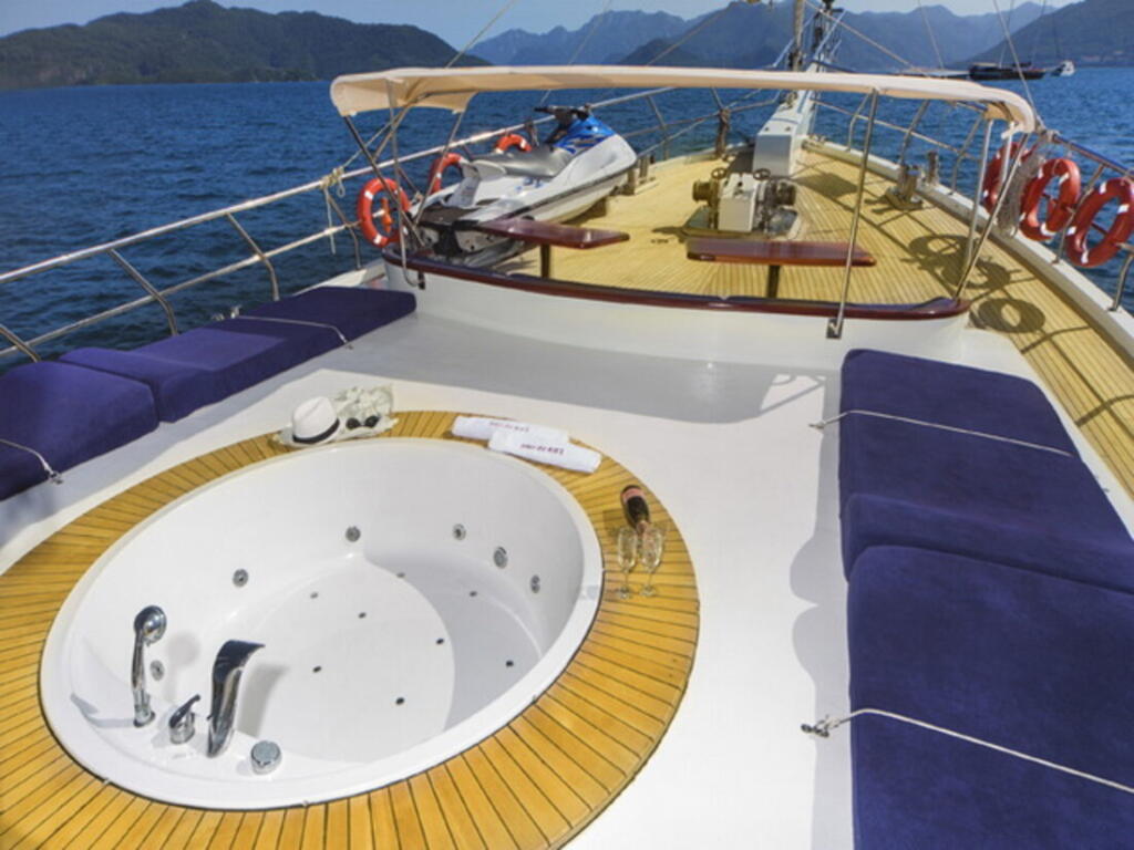 Gulet & Motor Sailer 