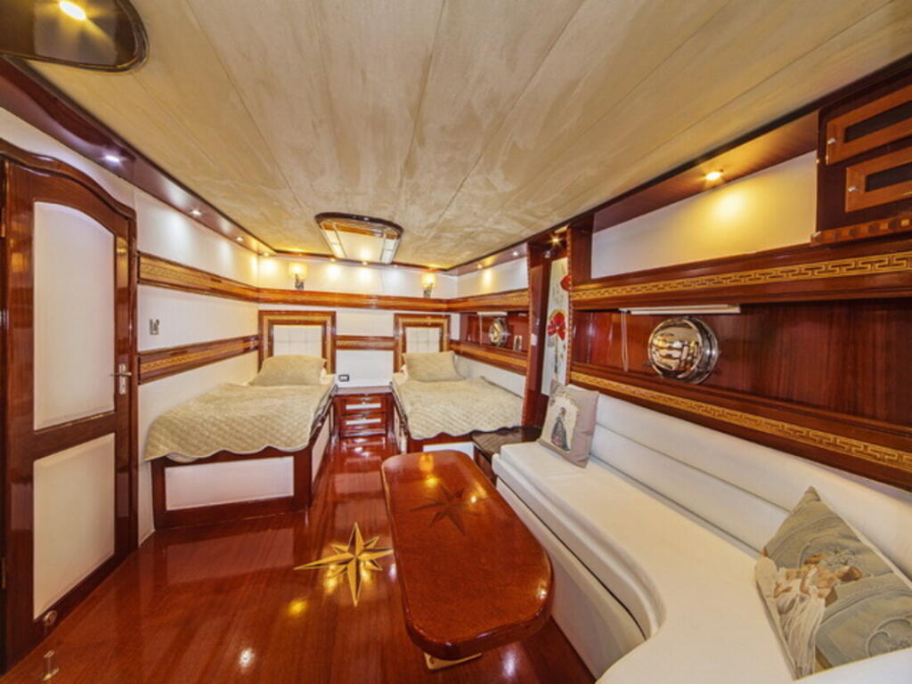 Gulet & Motor Sailer 