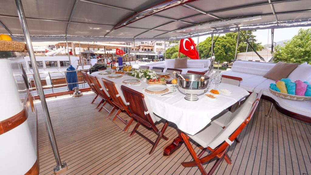 Gulet & Motor Sailer 