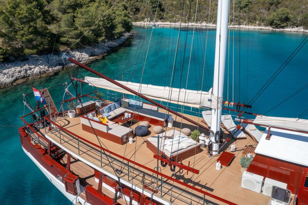 Gulet & Motor Sailer 