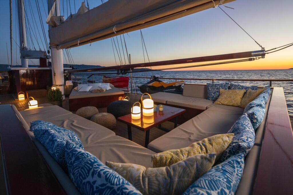 Gulet & Motor Sailer 