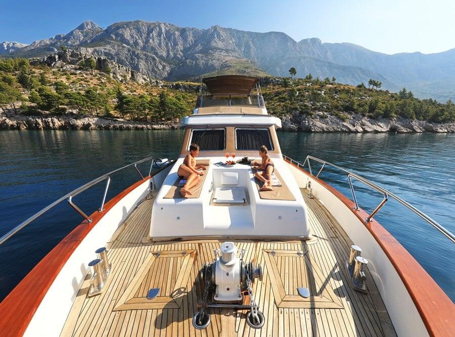 Motoryacht 