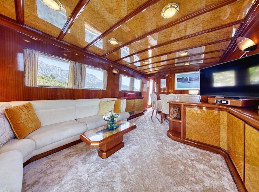Motoryacht 