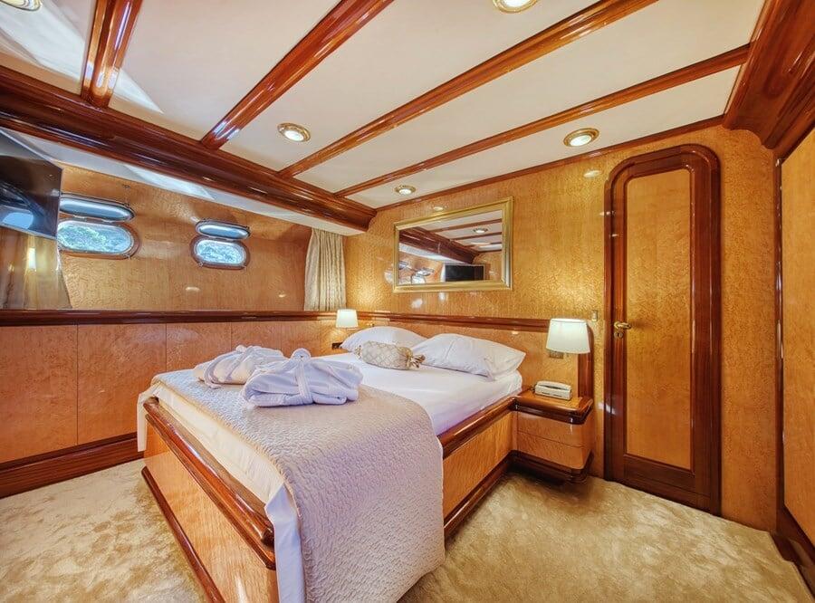 Motoryacht 