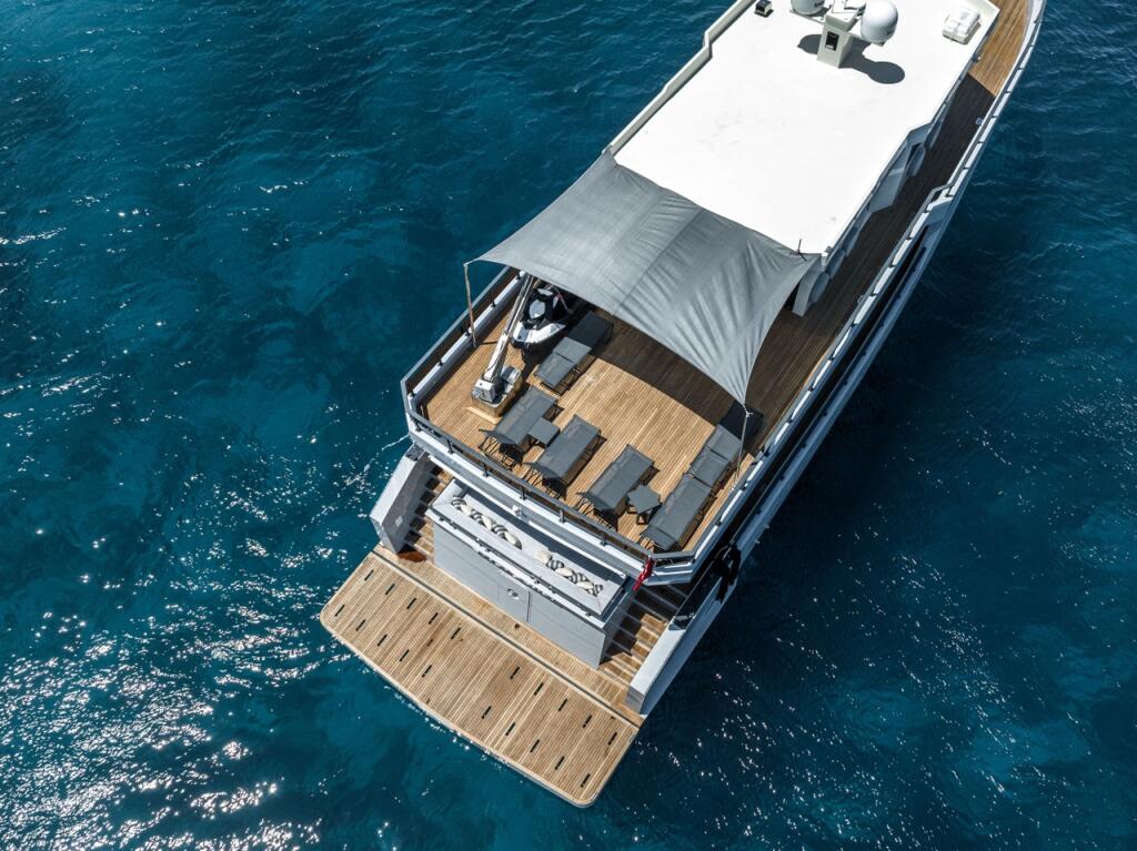 Luxury motor yacht 