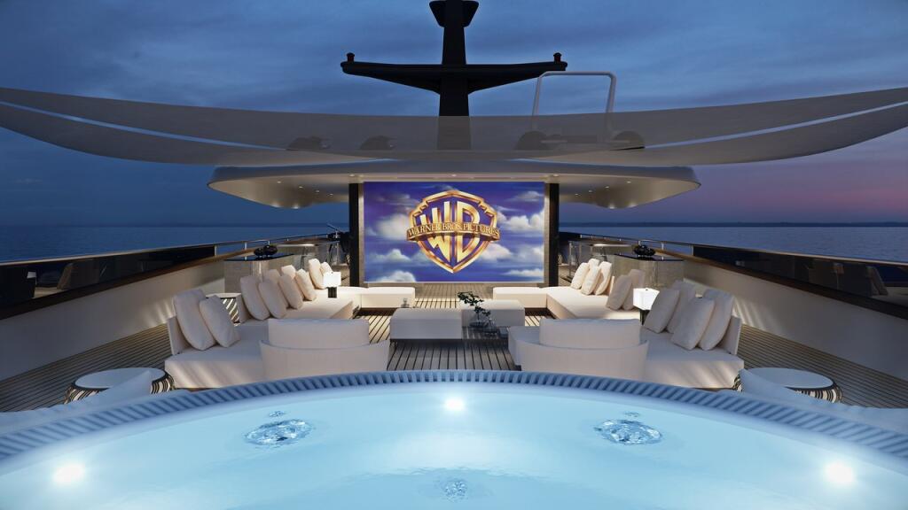 Luxury motor yacht 