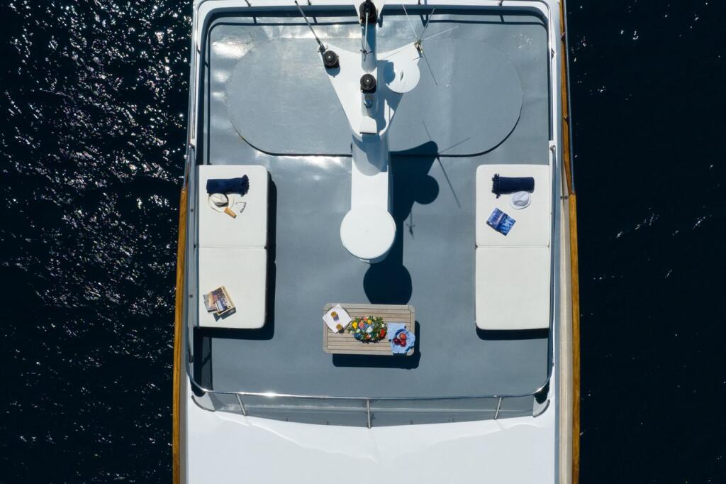 Luxus-Motoryacht 