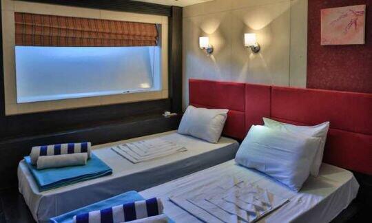 Luxury motor yacht 