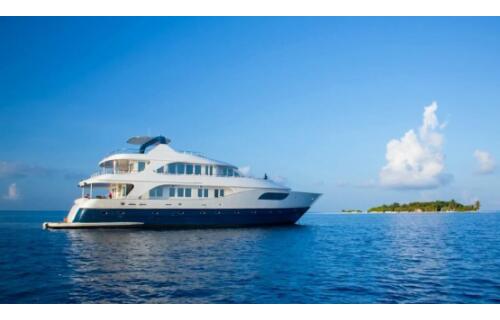Luxury motor yacht 