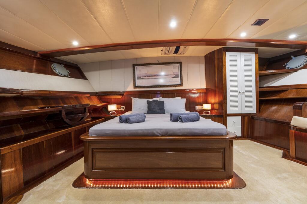 Gulet & Motor Sailer 
