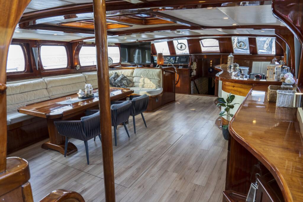 Gulet & Motor Sailer 