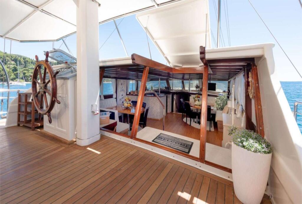 Gulet & Motor Sailer 
