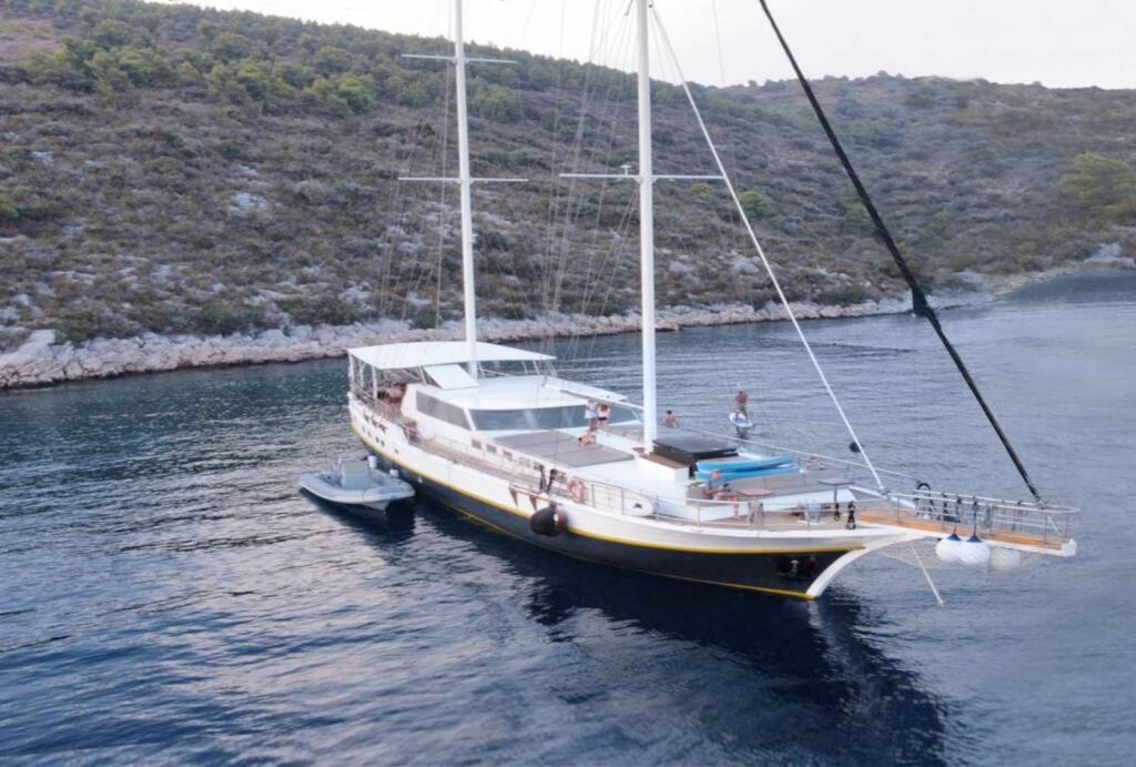 Gulet & Motor Sailer 