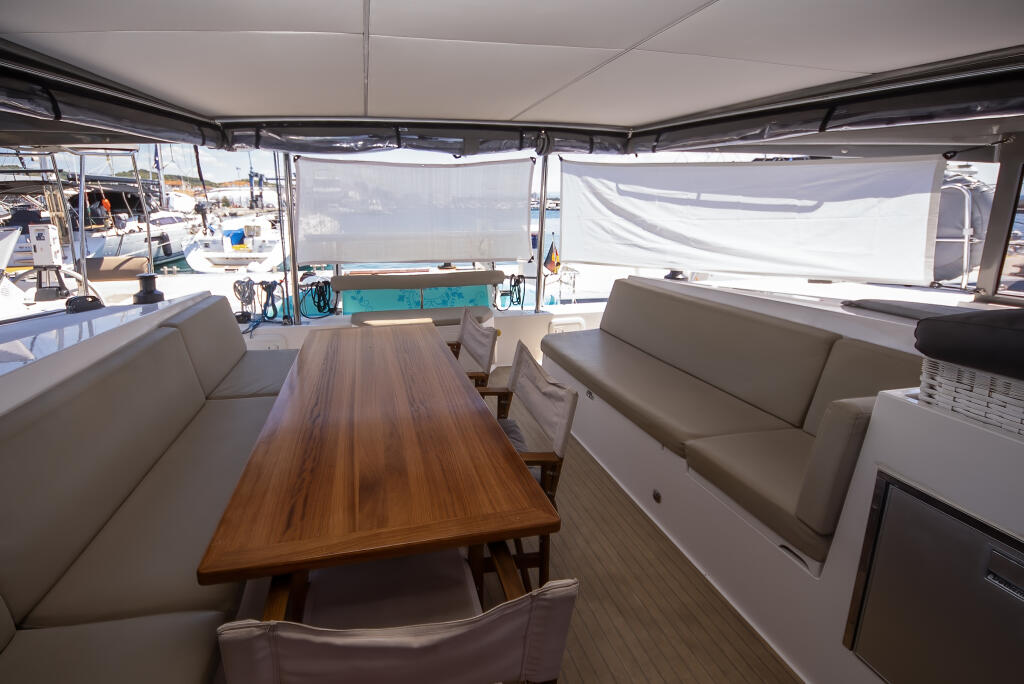 Catamaran 