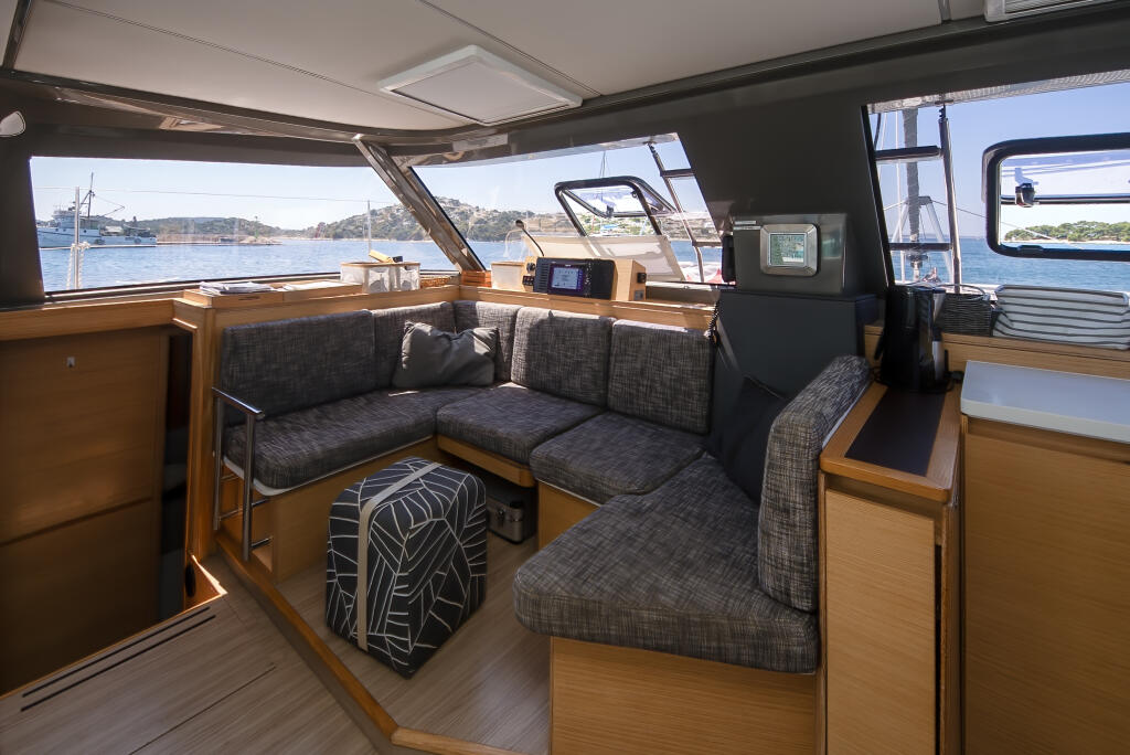 Catamaran 