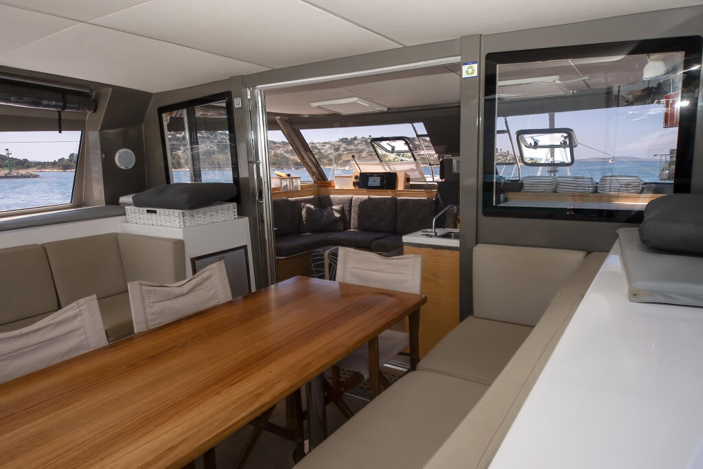 Catamaran 