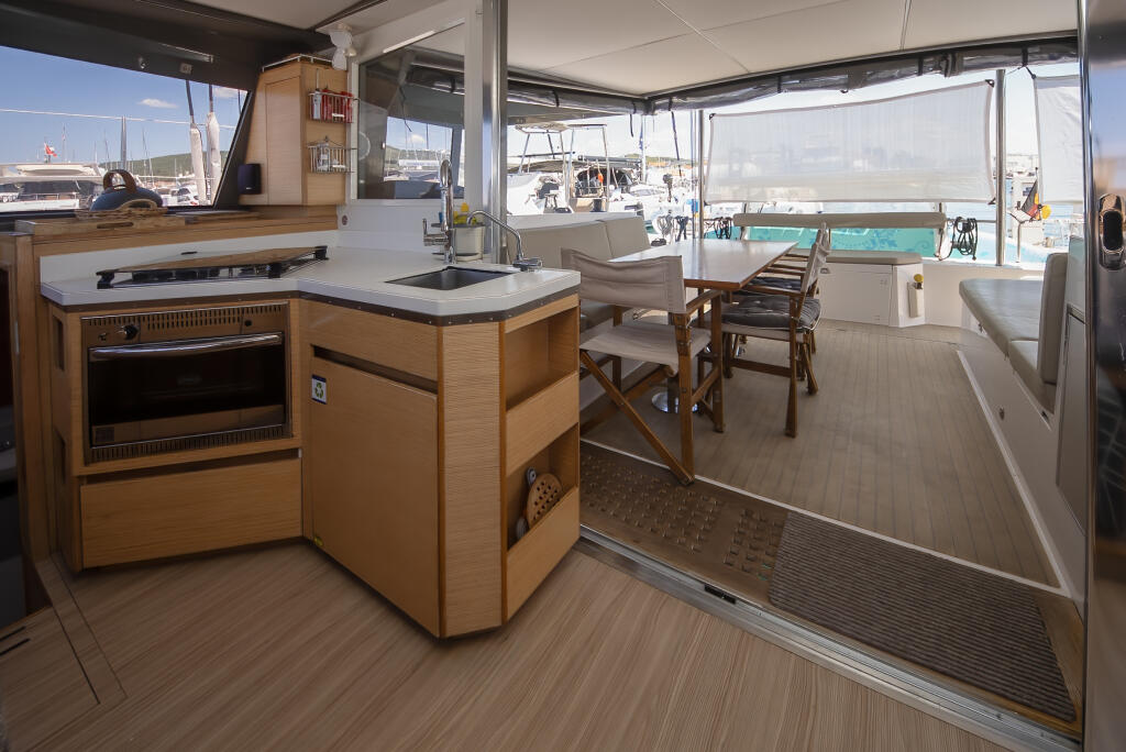 Catamaran 