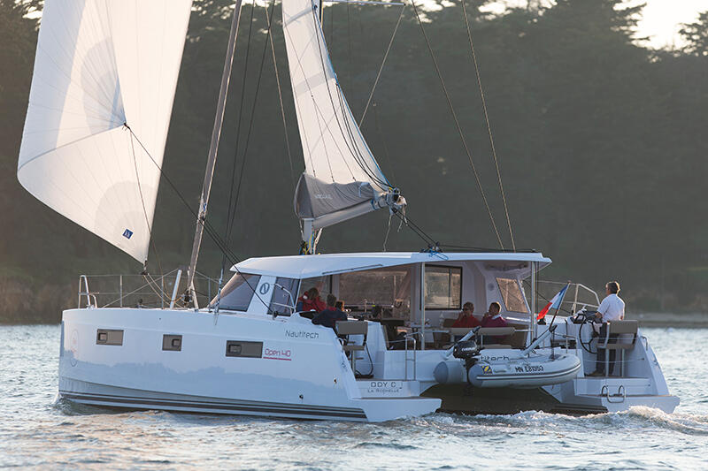 Catamaran 