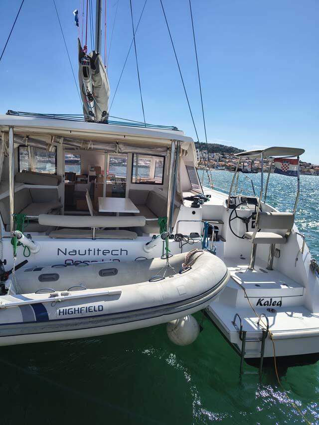 Catamaran 