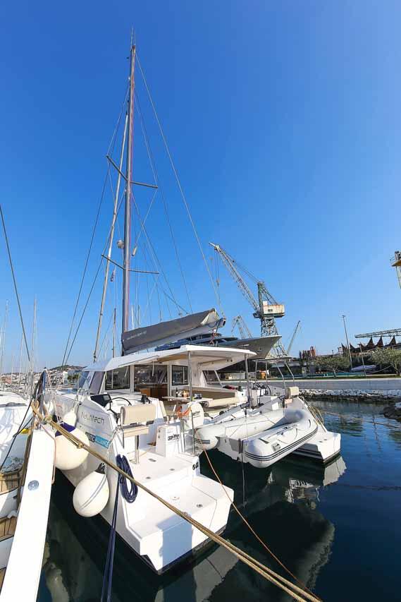 Catamaran 