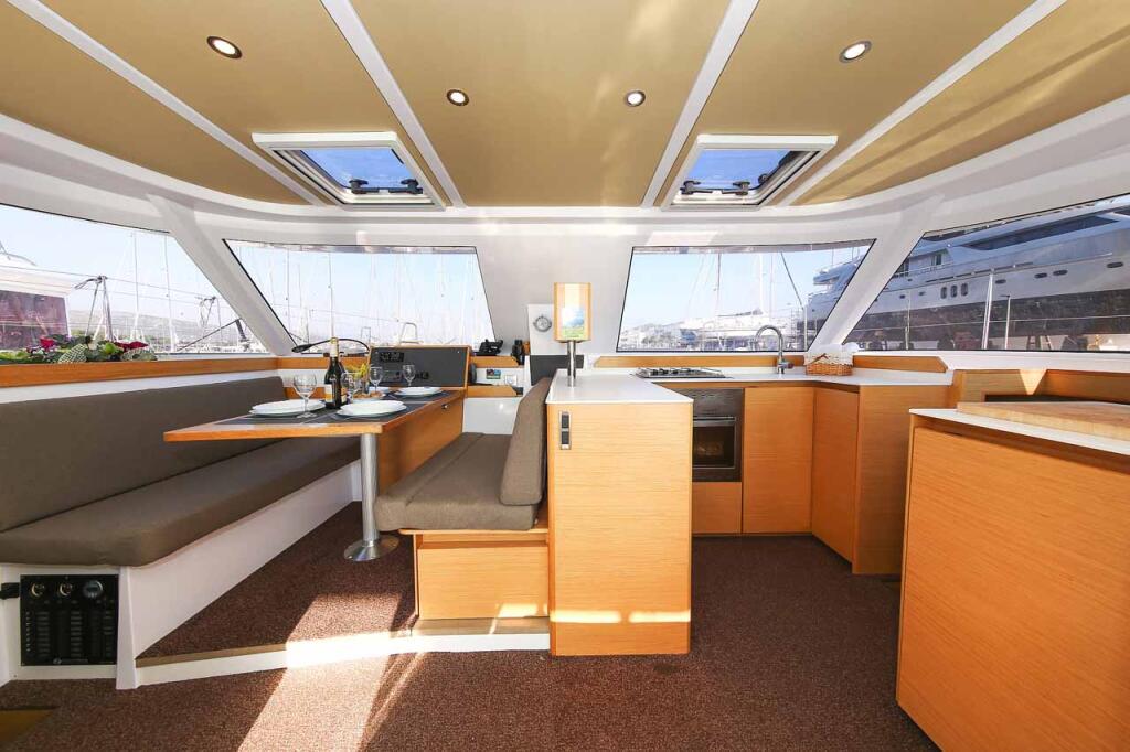 Catamaran 