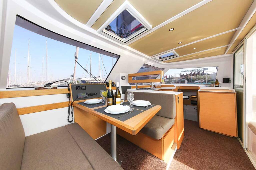 Catamaran 