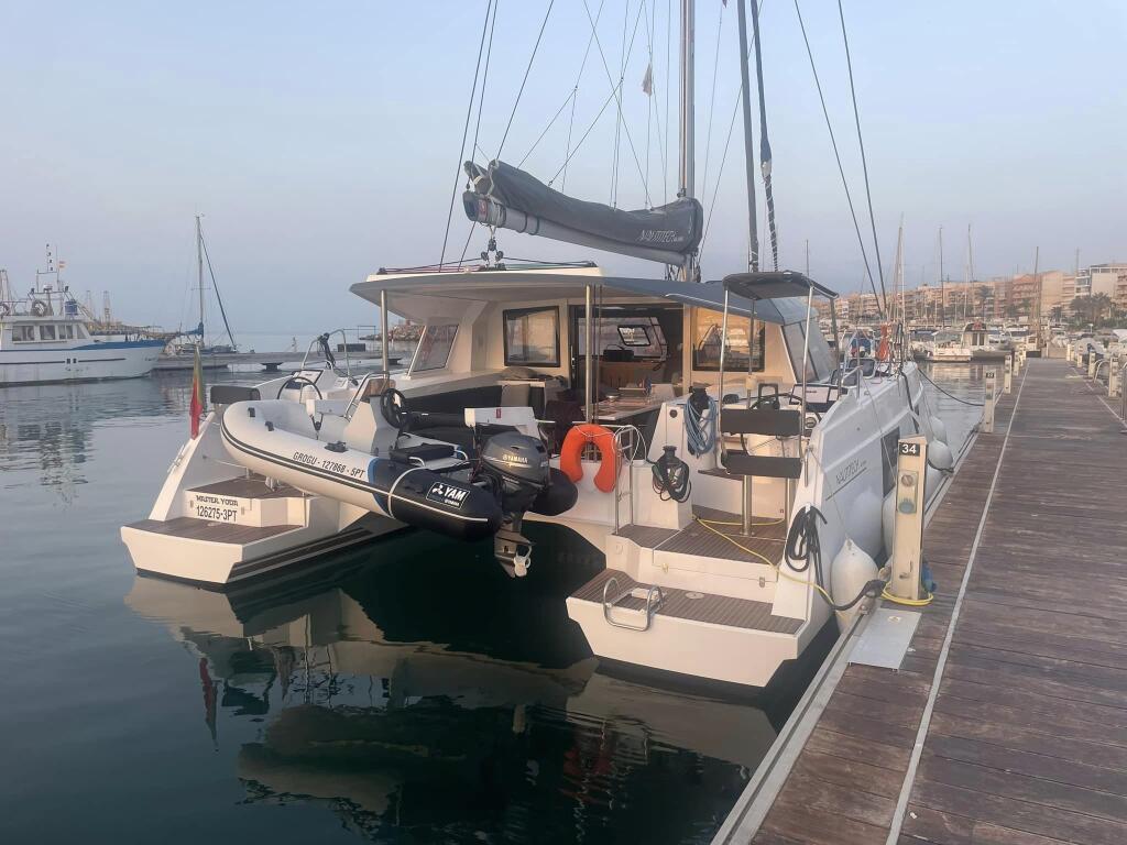 Catamaran 