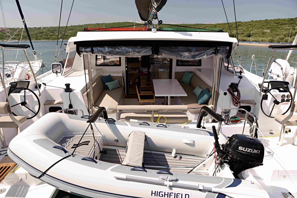 Catamaran 
