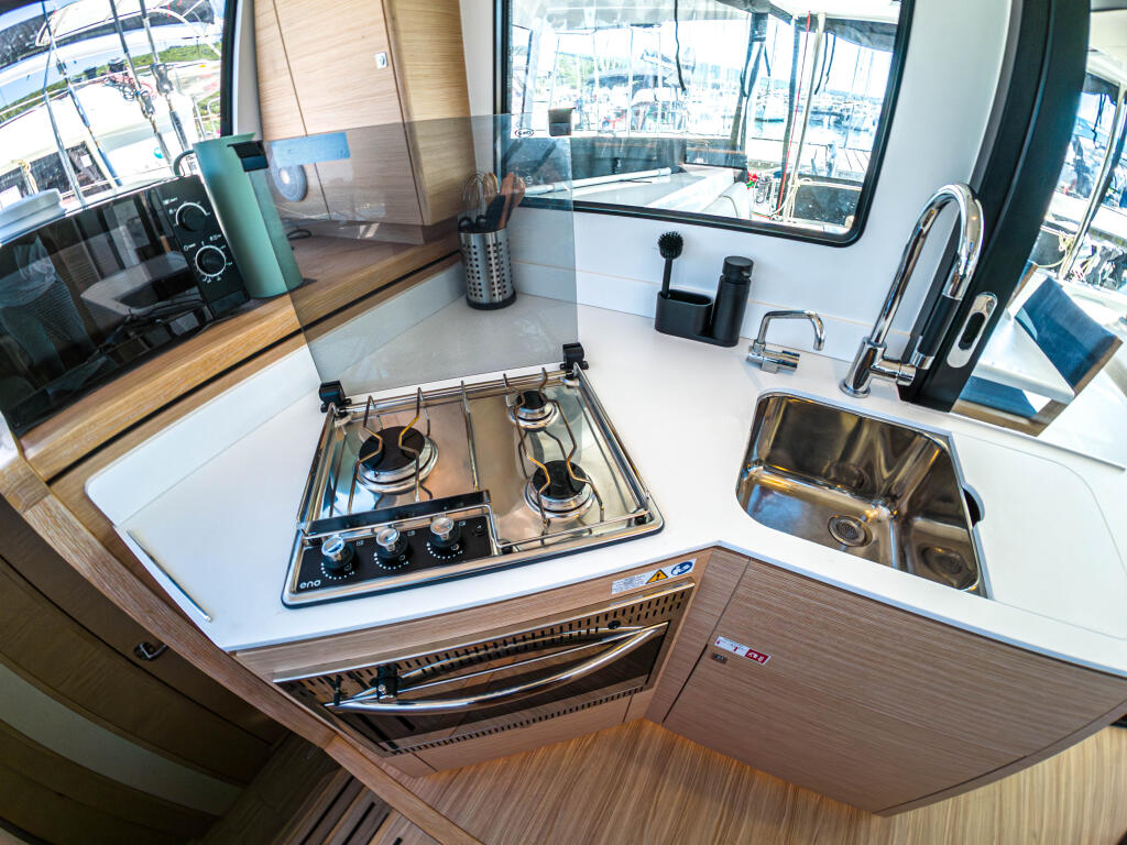 Catamaran 
