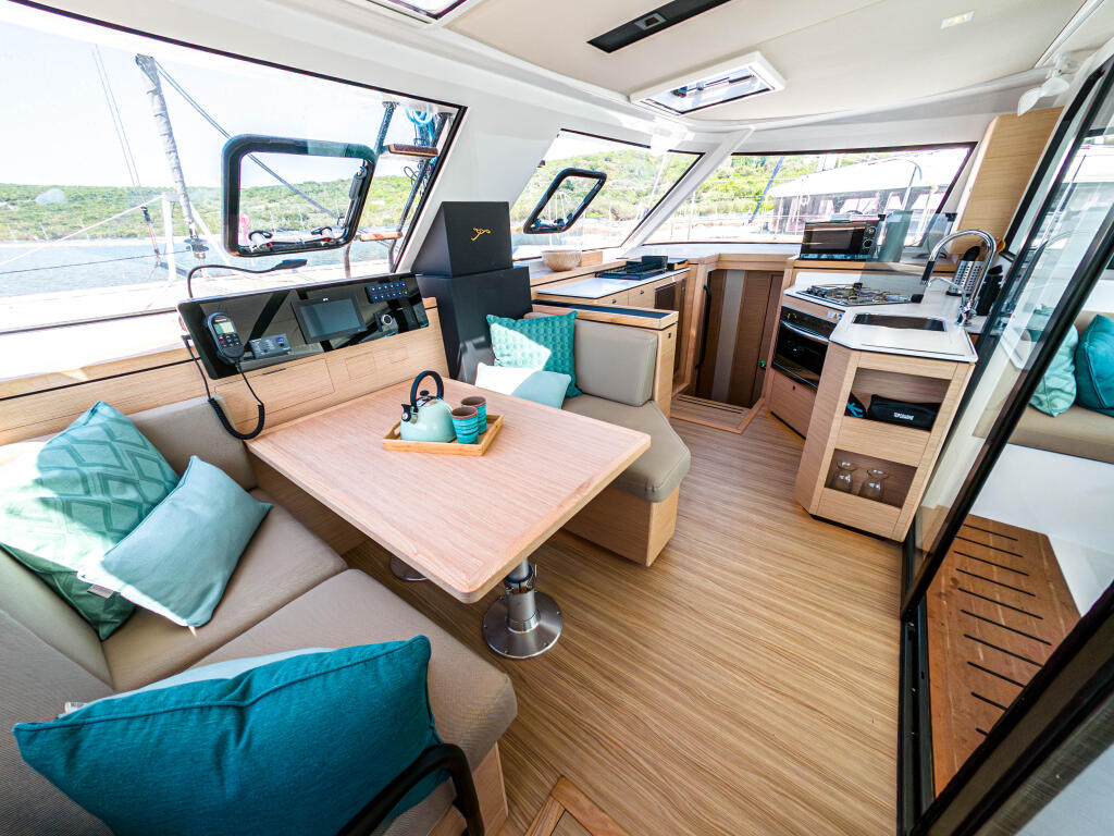 Catamaran 