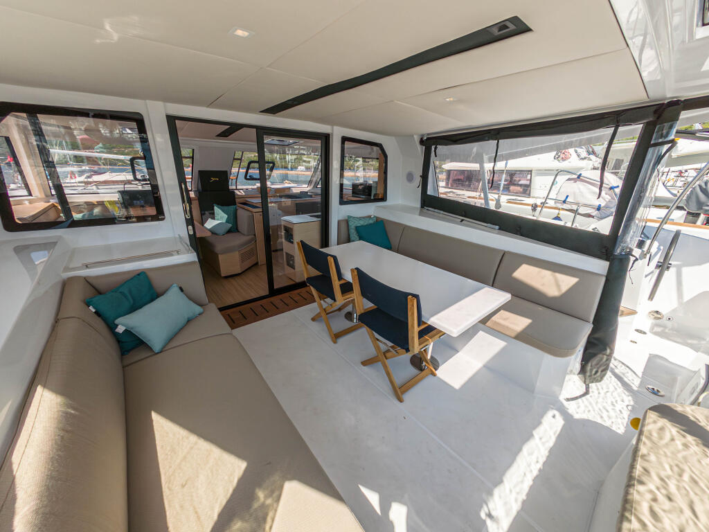 Catamaran 