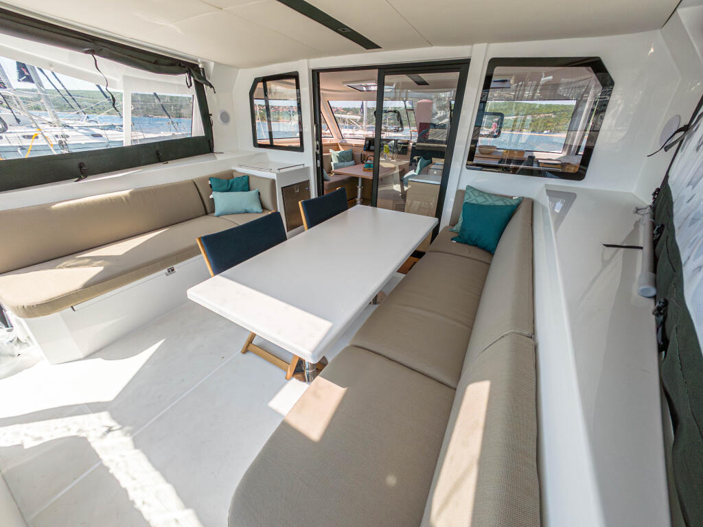 Catamaran 