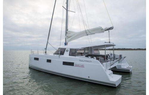 Catamaran 