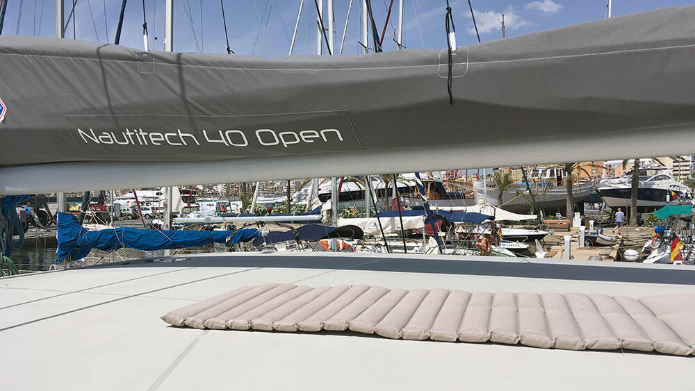 Catamaran 