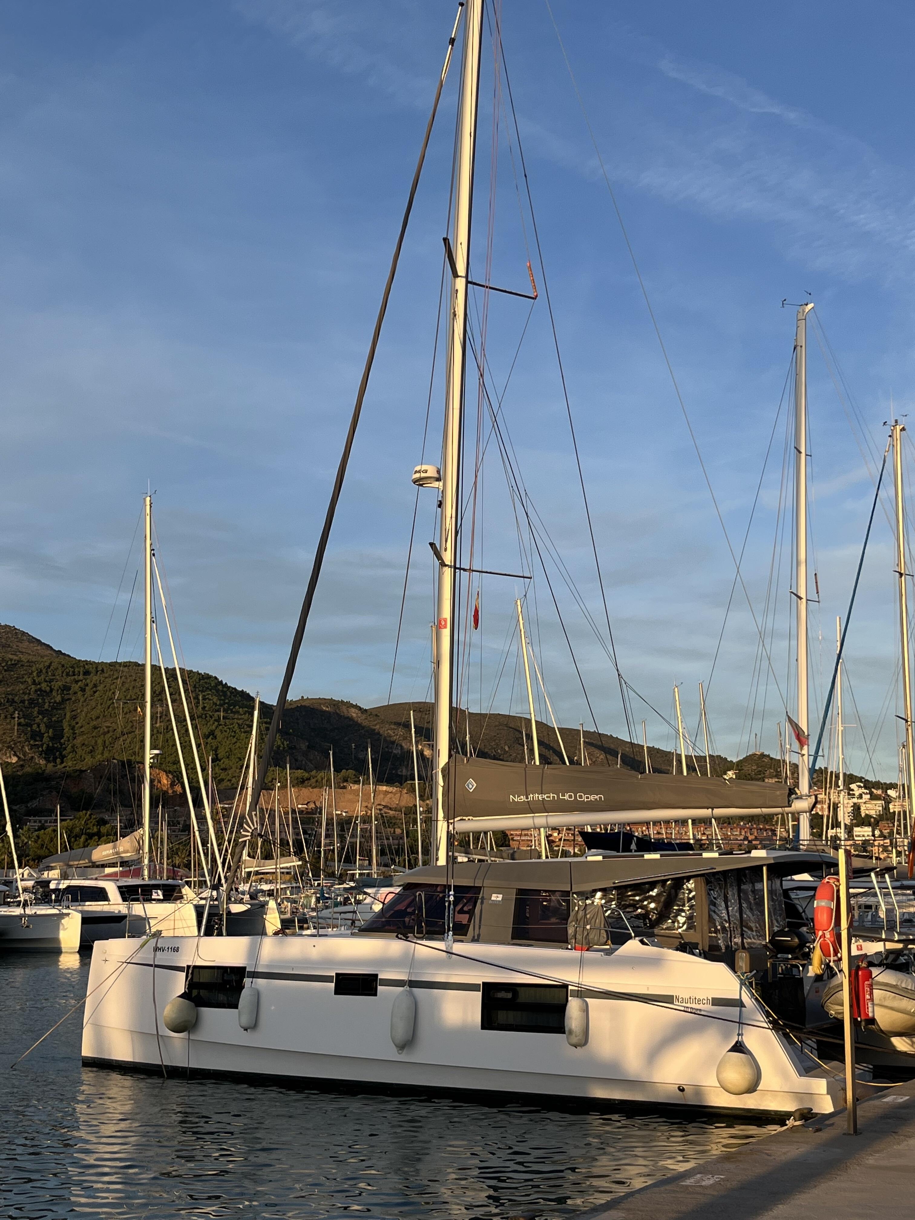 Catamaran 