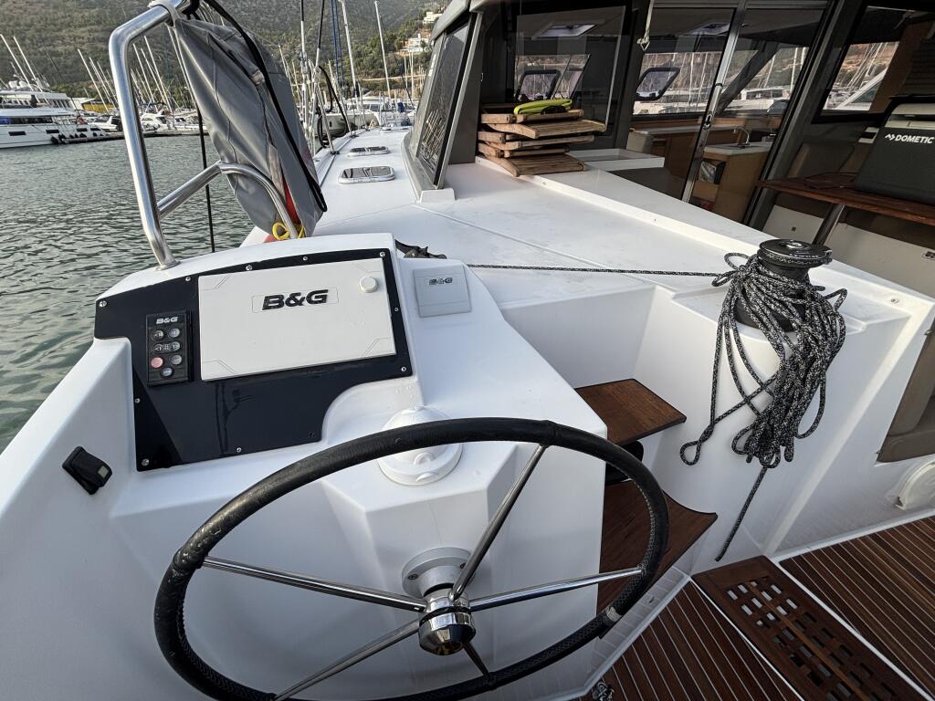 Catamaran 
