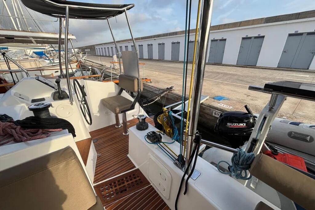 Catamaran 