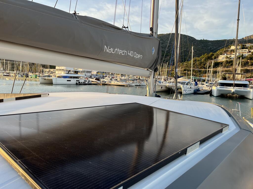 Catamaran 