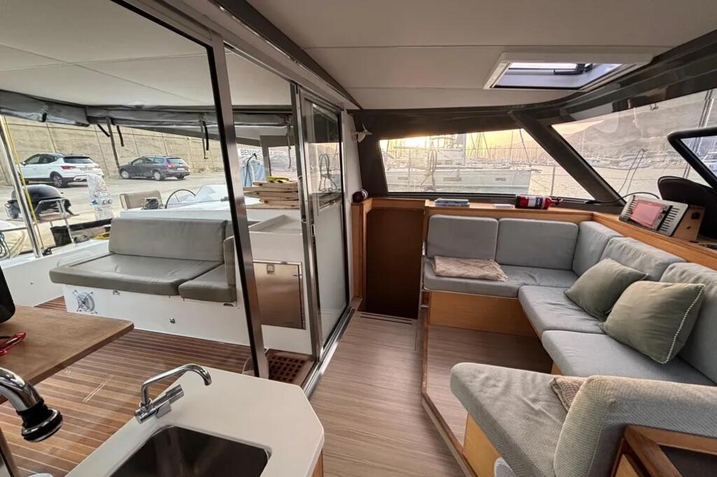 Catamaran 