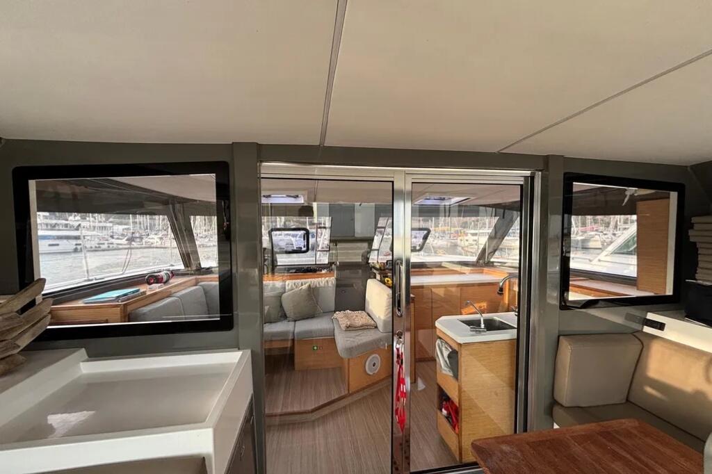 Catamaran 