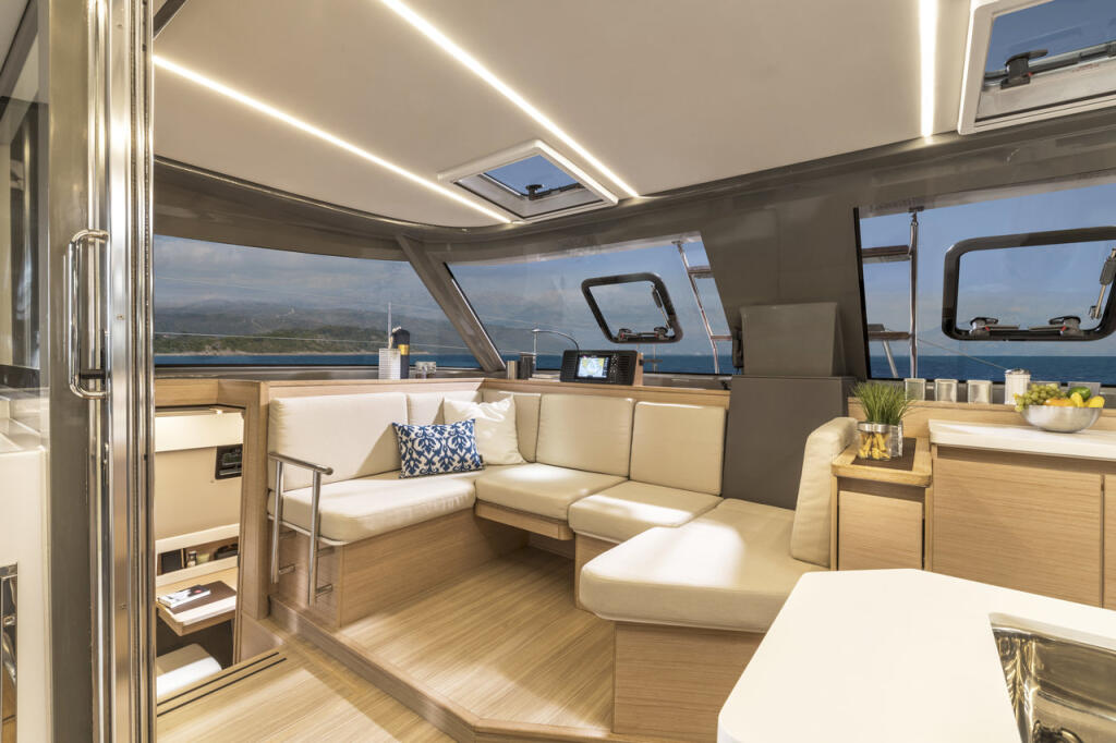Catamaran 