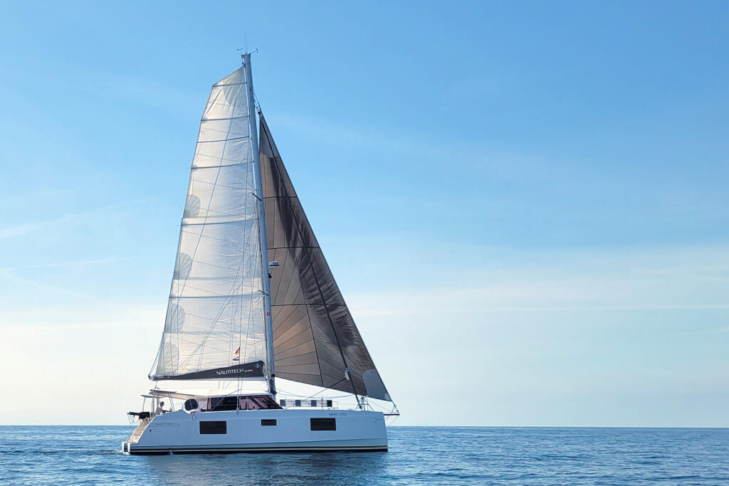 Catamaran 