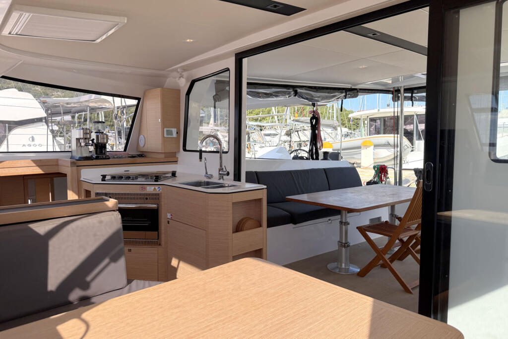 Catamaran 