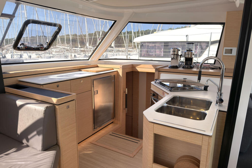 Catamaran 